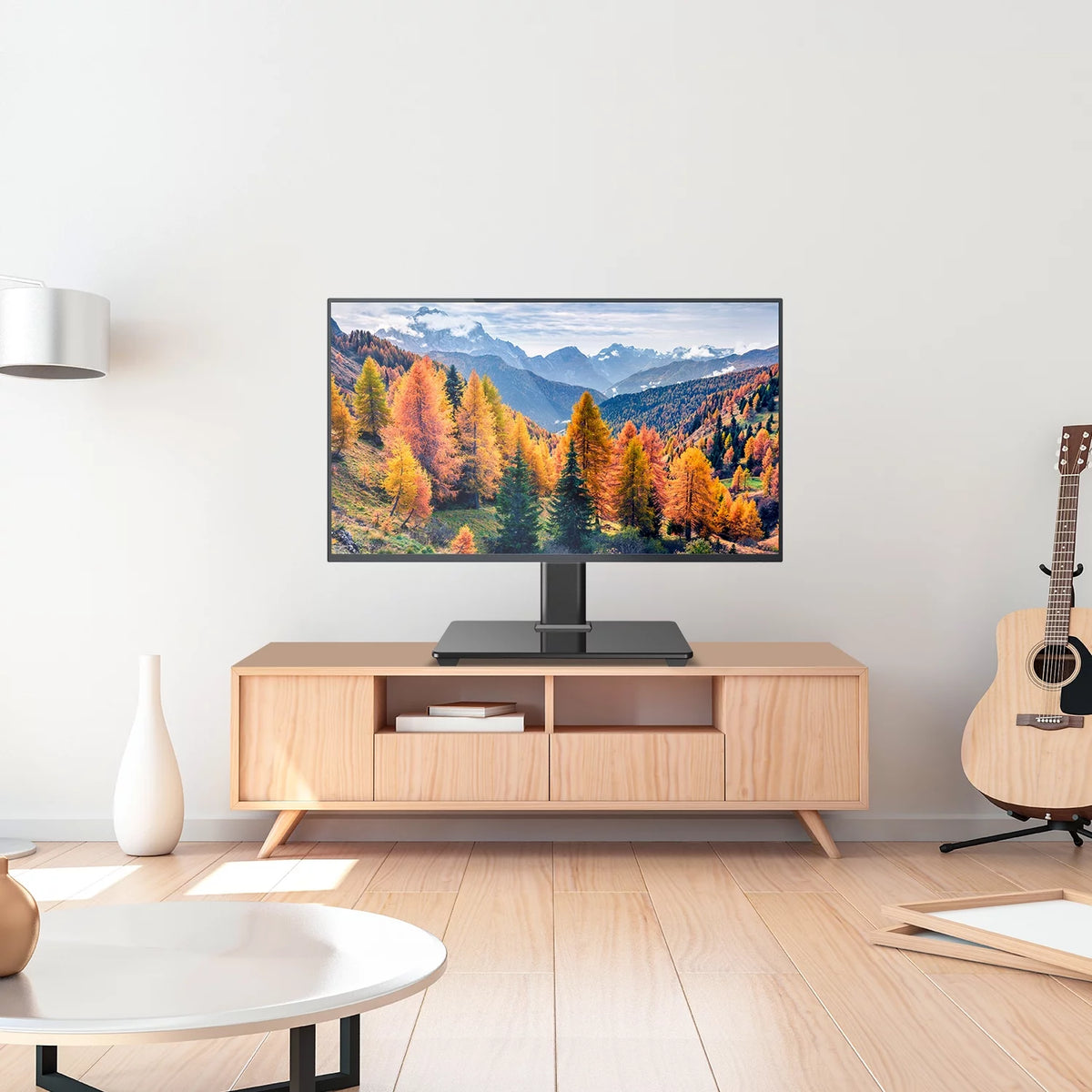 Universal TV Stand 32-60 Black G857
