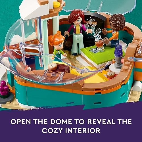 Building Toy Set with 3 Dolls and 2 Dog Characters A2726