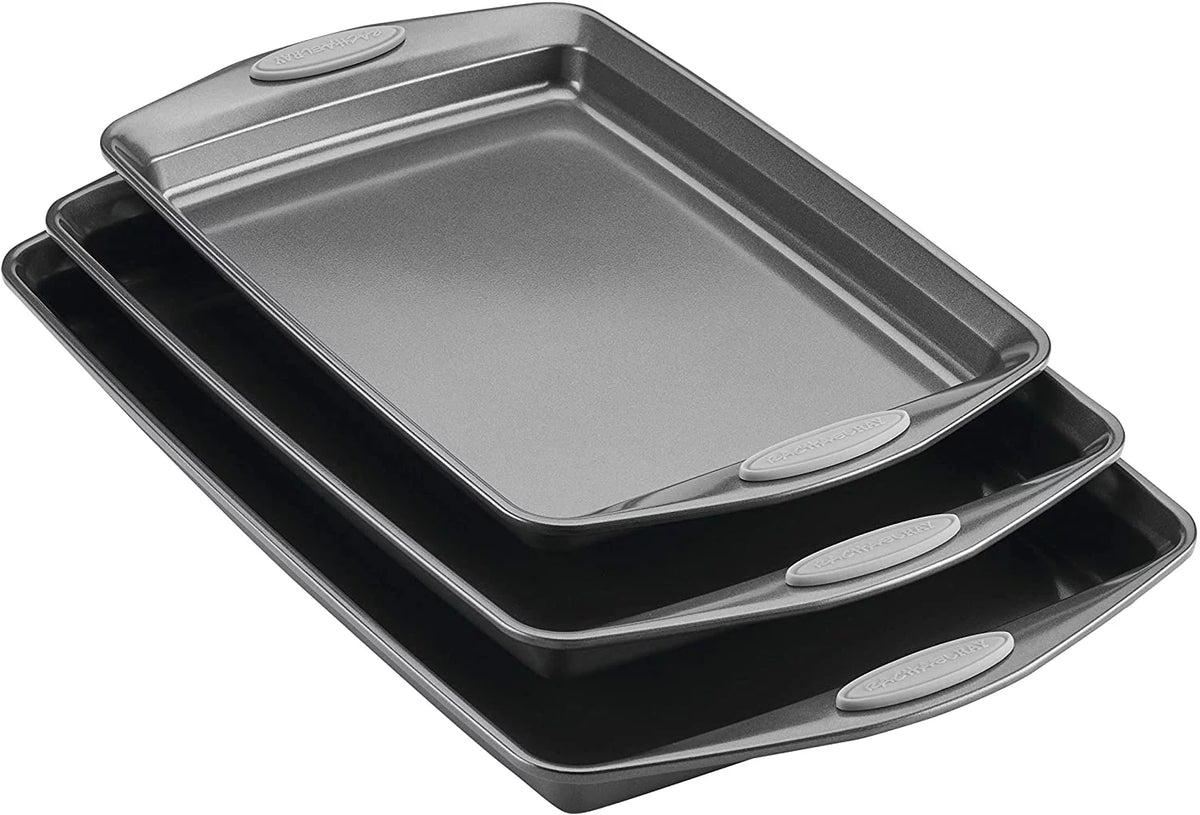 Nonstick Bakeware Set with Grips, 3 Piece C81815