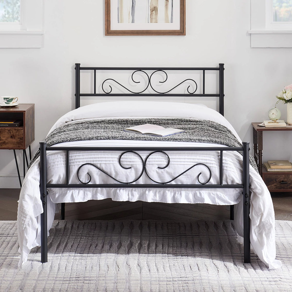 Twin Size Black Metal Platform Bed Frame with Headboard L6534